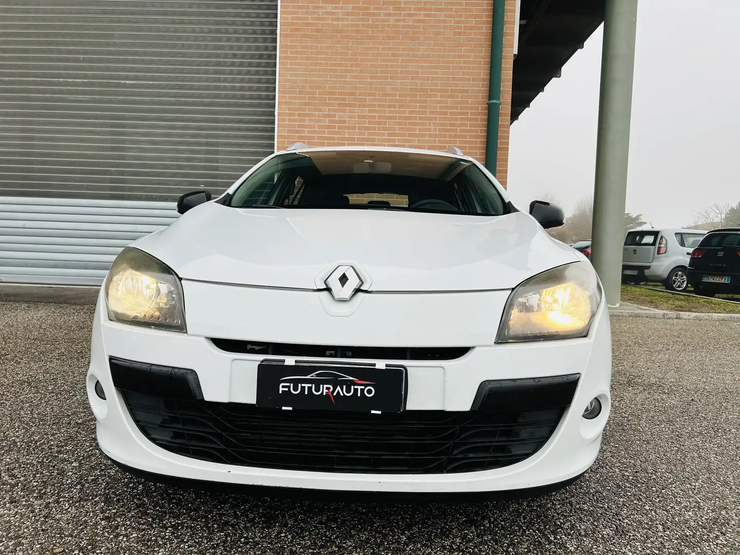 Renault Megane Megane III 2008 SporTour 1.9 dci Attractive 130cv Bianco - 2