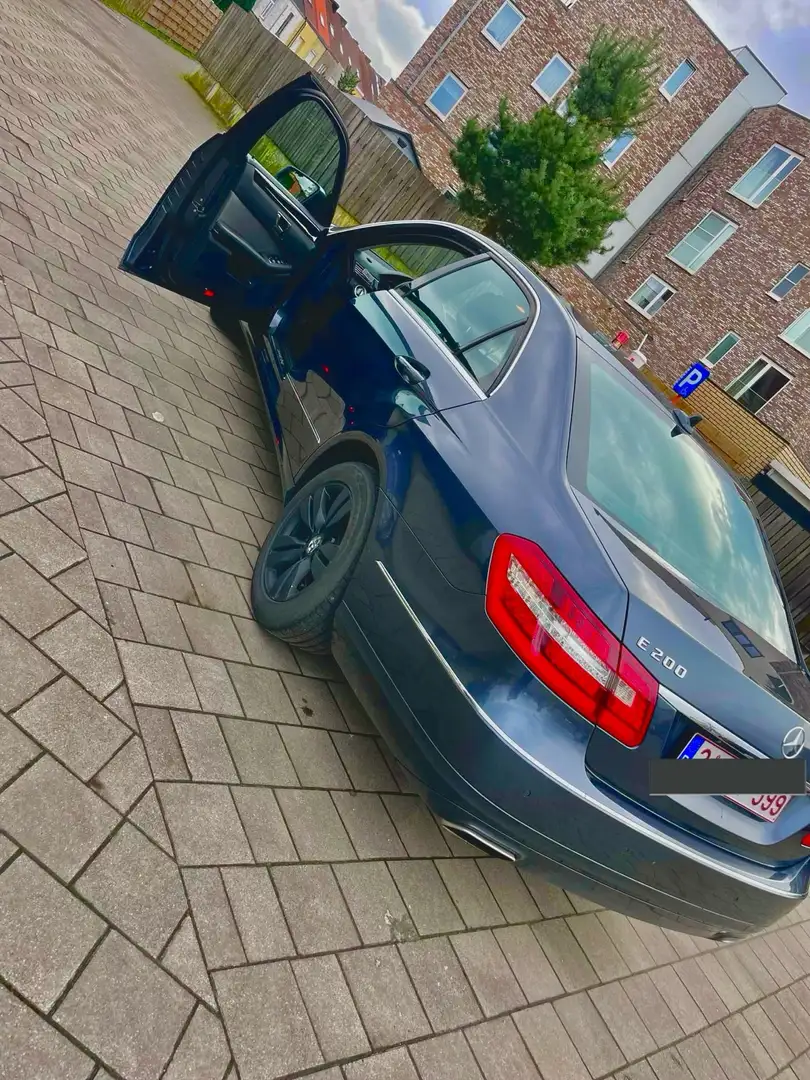 Mercedes-Benz E 200 CDI DPF BlueEFFICIENCY 7G-TRONIC Avantgarde - 2