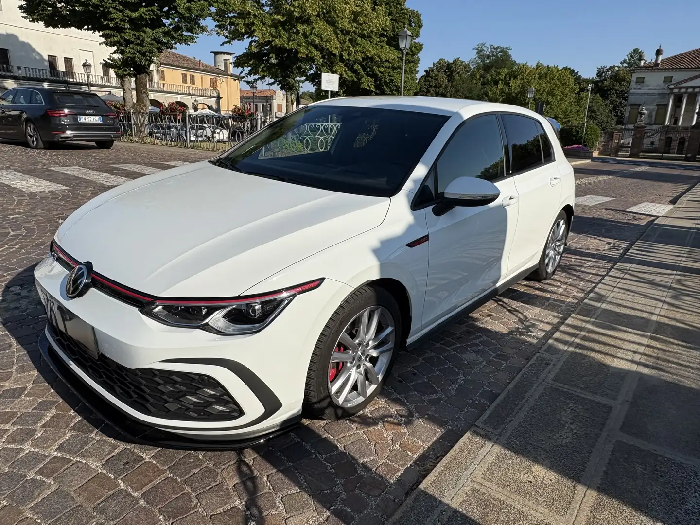 Volkswagen Golf GTI Golf 2.0 tsi GTI 245cv dsg Blanc - 1