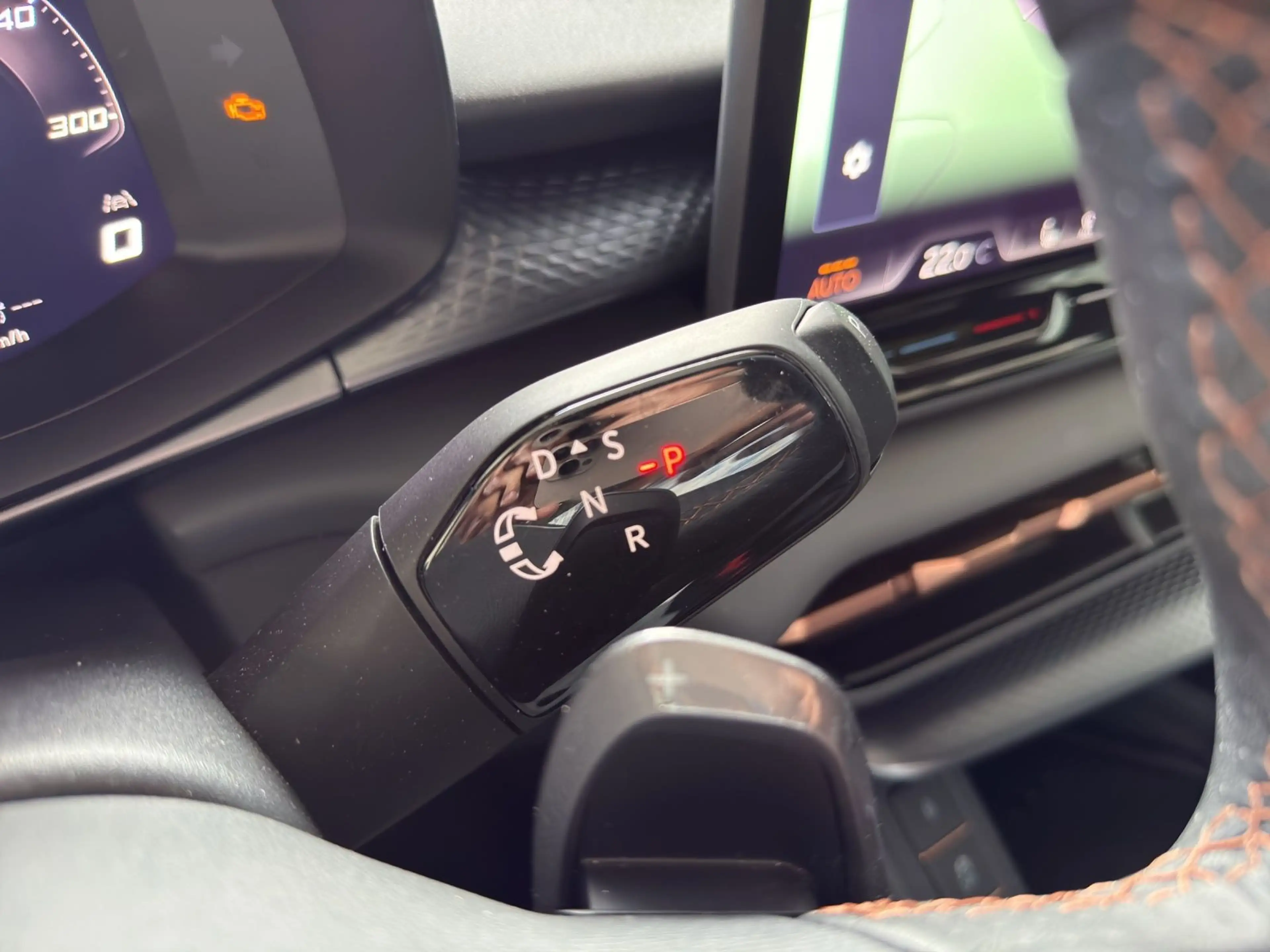 CUPRA Terramar 1.5 e-HYBRID DSG KAMERA e-SITZE HuD — photo 11