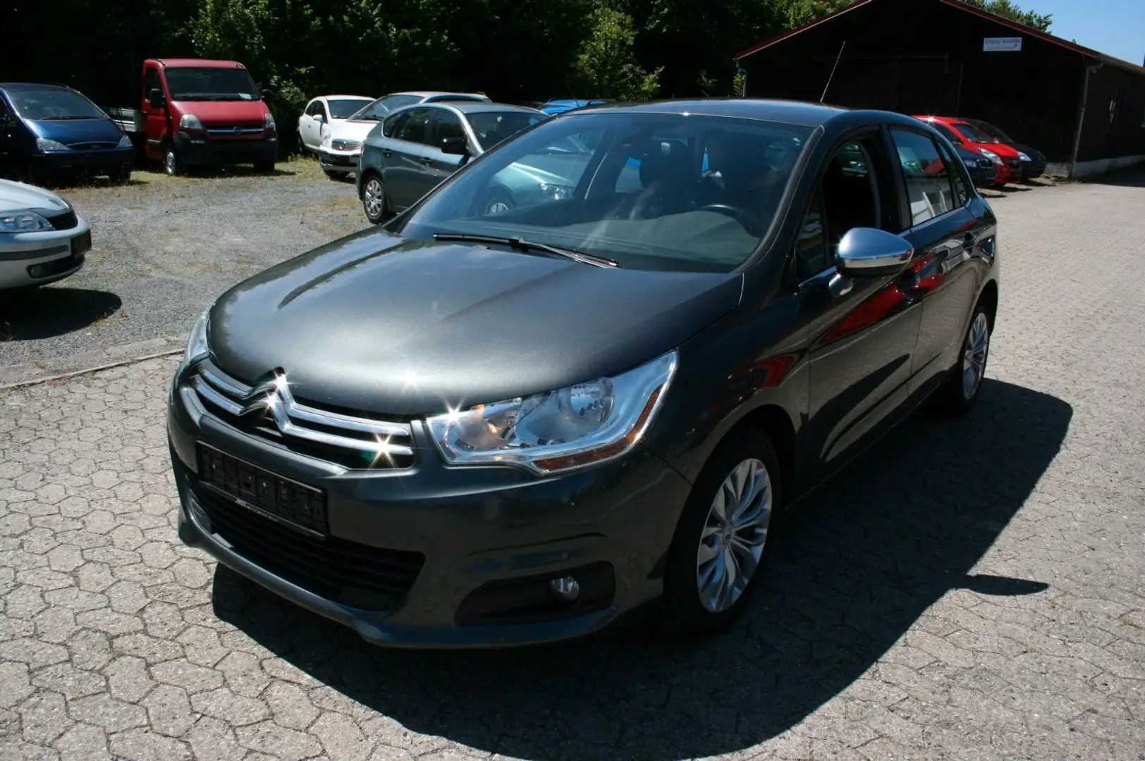 Citroen C4 Lim. Selection "Klima+Sitzh." Grau - 2