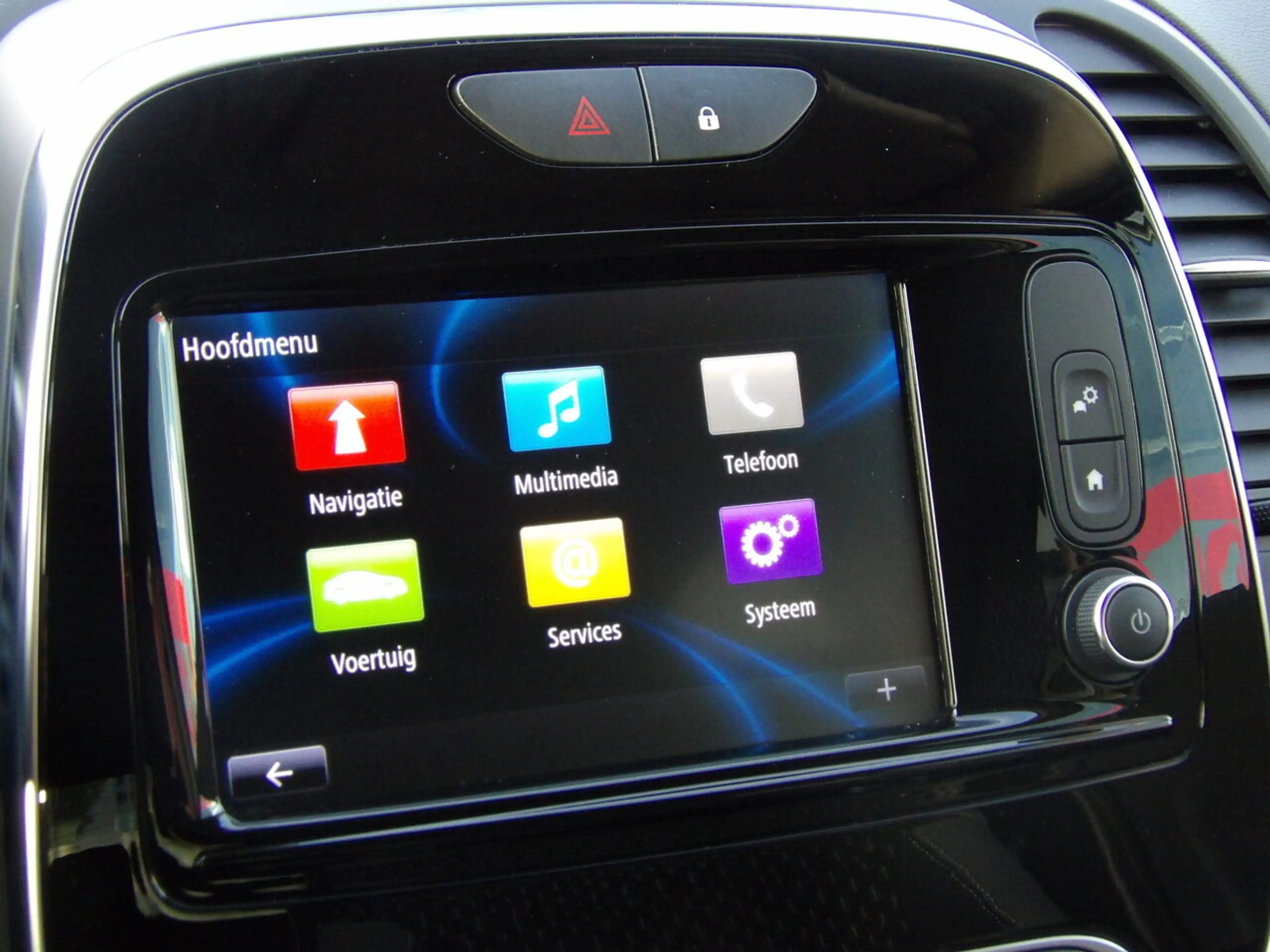 Renault Captur Intens TCe 120 EDC — photo 7