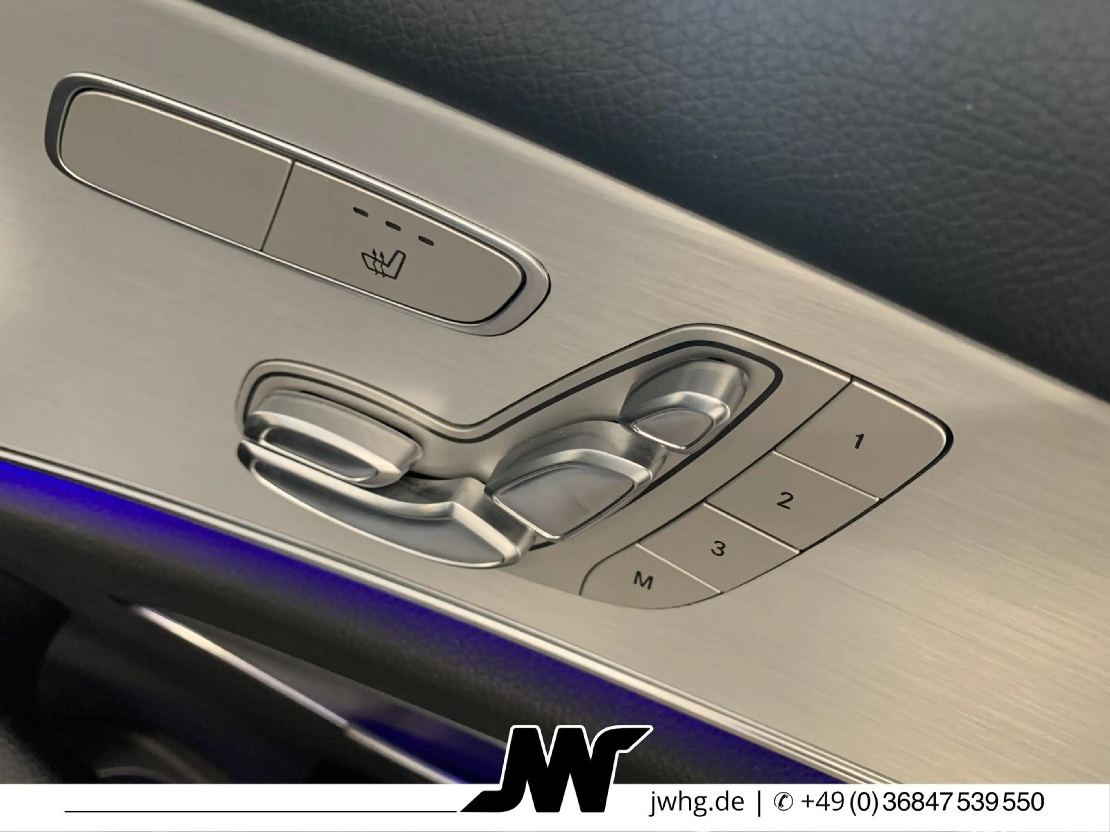 Mercedes-Benz E 200 Lim AMG DISTRONIC/WIDESCR/19Z/KAM/MEMORY — photo 4