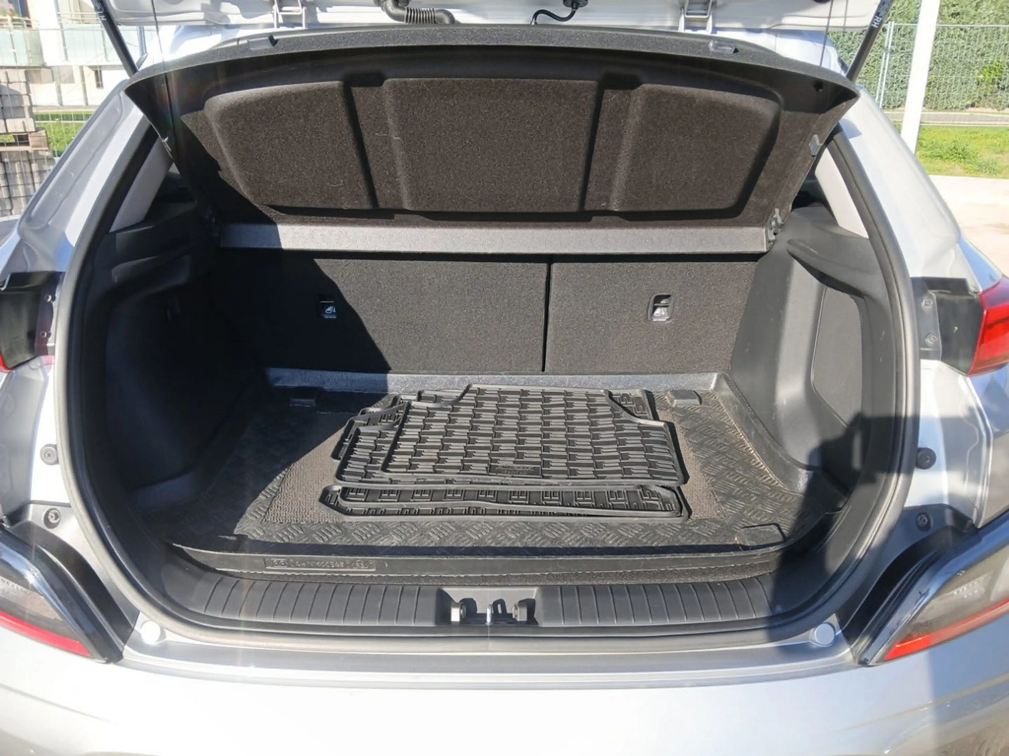 Hyundai KONA Trend Elektro 64kWh NAVI ACC FACEL. LED — photo 13