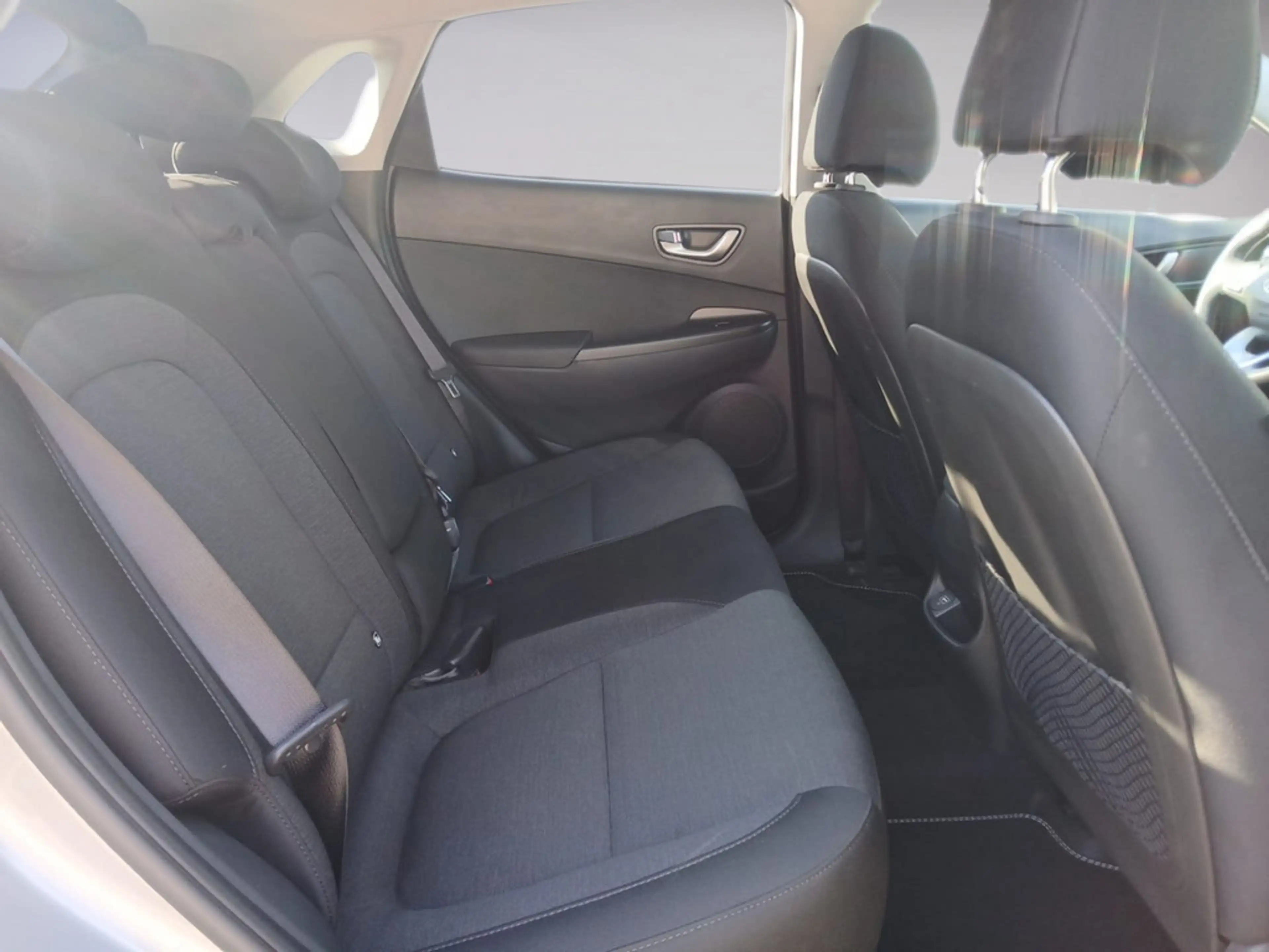 Hyundai KONA Trend Elektro 64kWh NAVI ACC FACEL. LED — photo 14