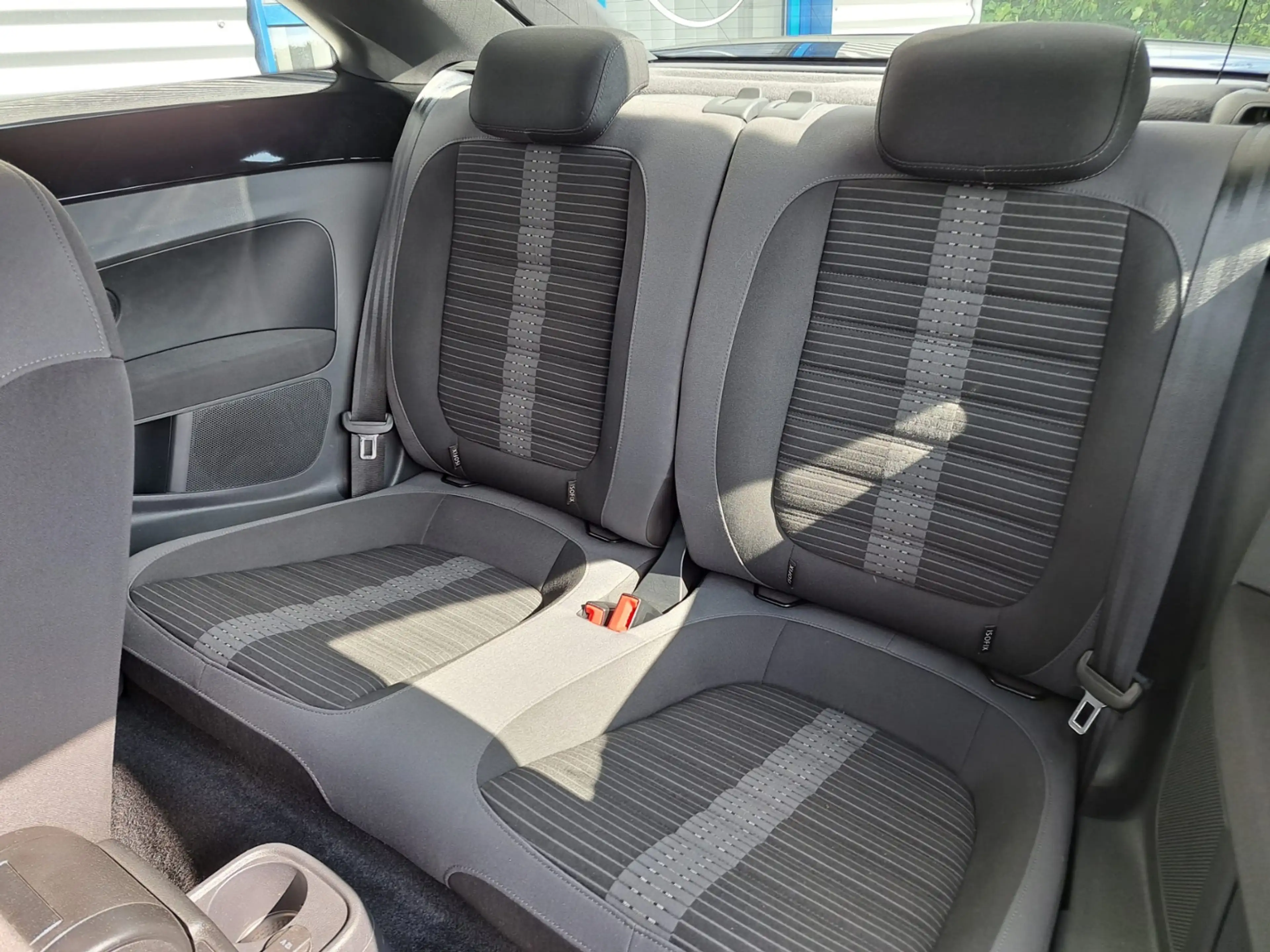 Volkswagen Beetle 2.0 TSI DSG Sport *WINTER PAKET*KOMFORT PAKET 1* — photo 18