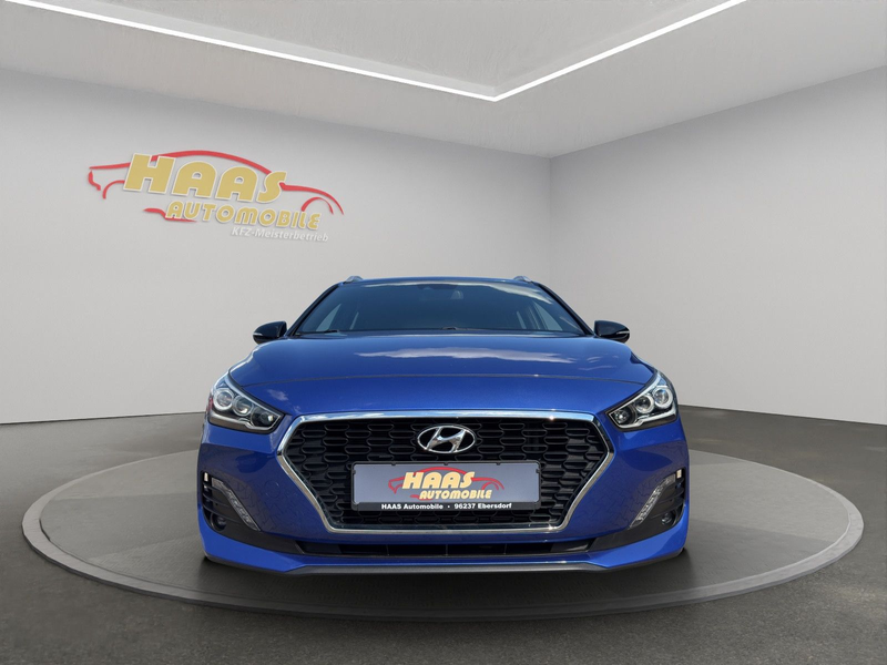 Hyundai i30 cw Passion + *LED*Kamera*Tempomat*1.Hand* — photo 2