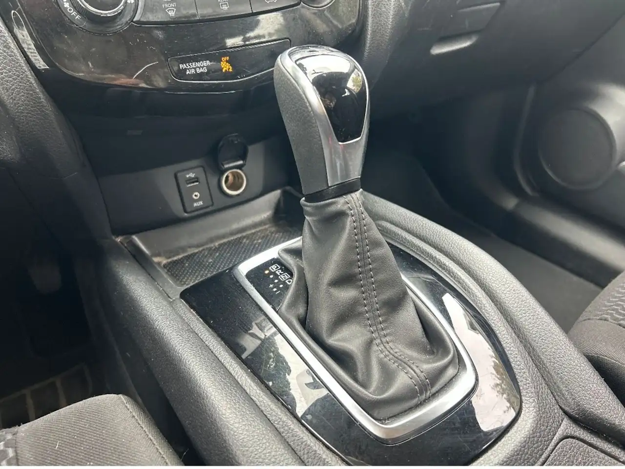 Nissan Qashqai снимка Nissan Qashqai