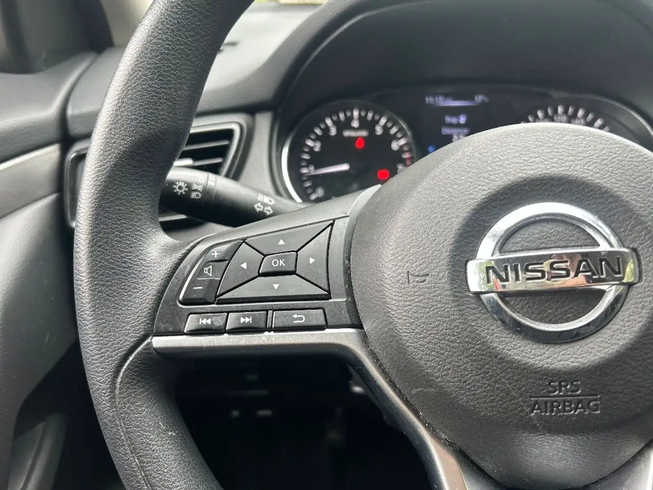 Nissan Qashqai снимка Nissan Qashqai