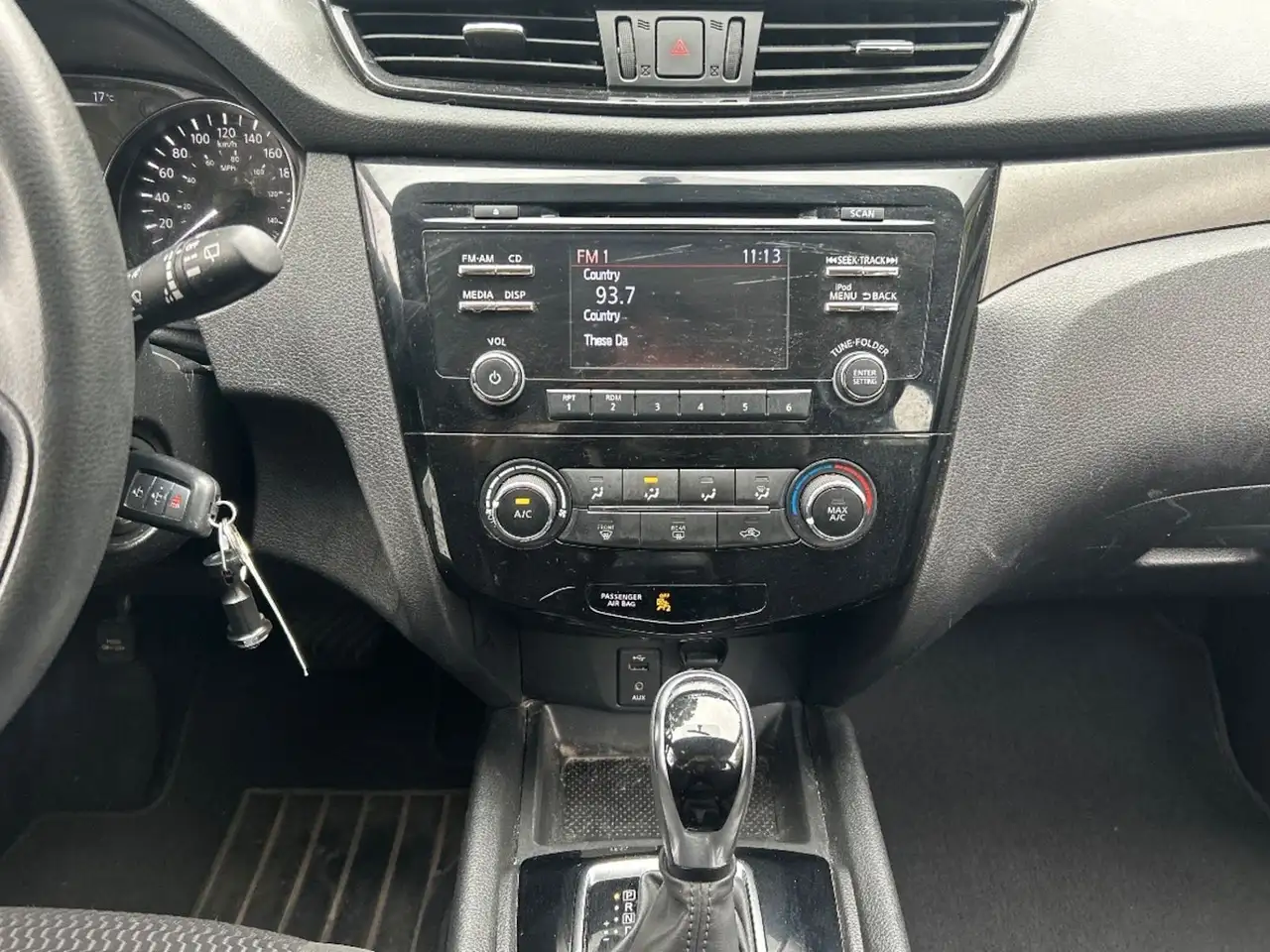 Nissan Qashqai снимка Nissan Qashqai