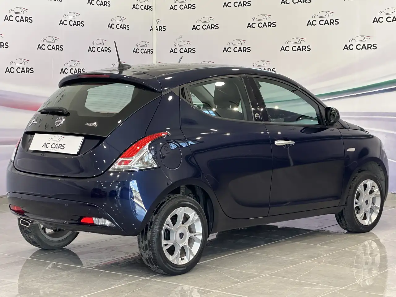 Lancia Ypsilon 2021 — фото 10