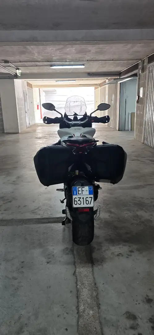 MV Agusta Turismo Veloce 800 lusso Argent - 2