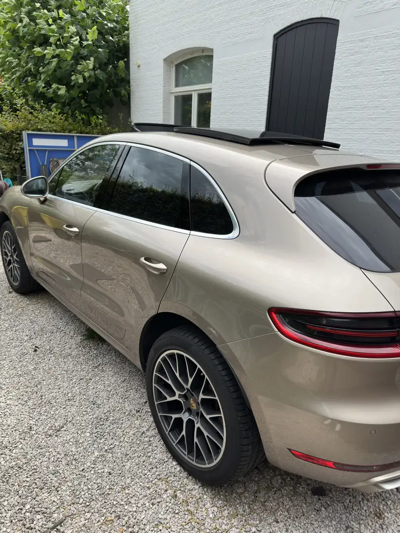 Porsche Macan - 2