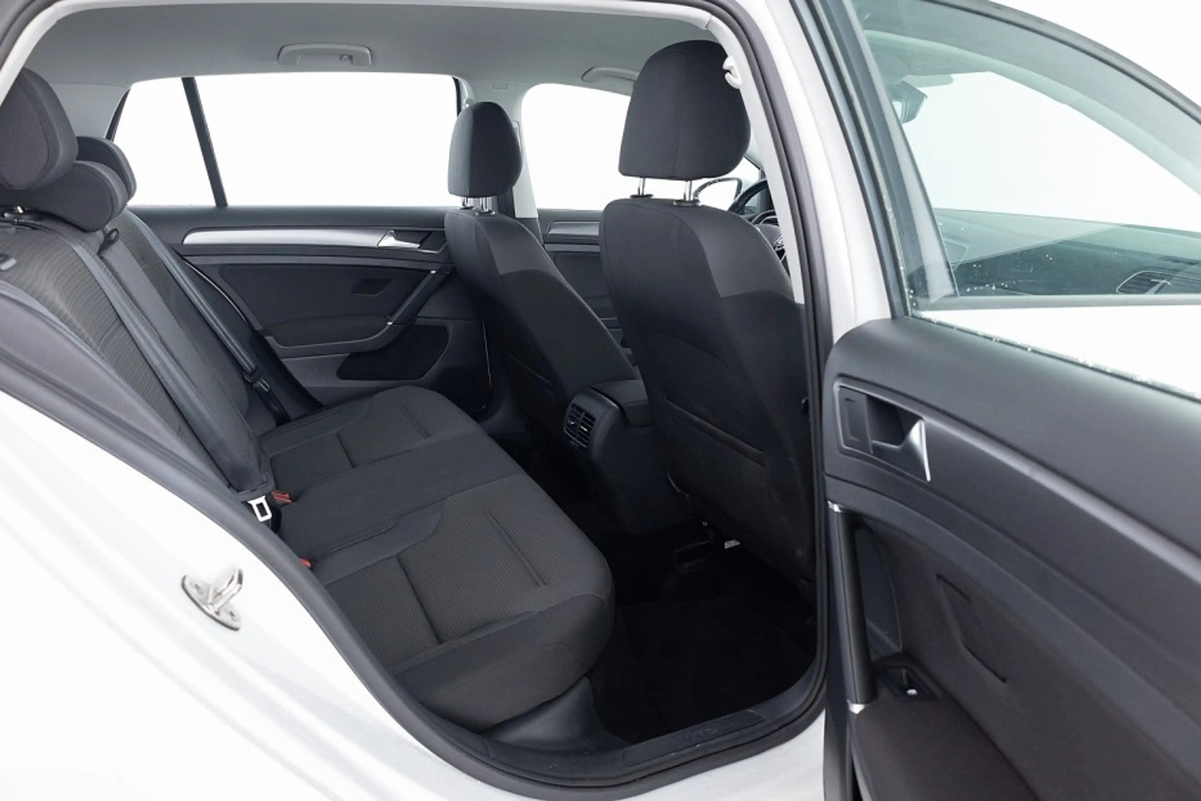 Volkswagen e-Golf E-DITION *SOH 91.96%* LED | VELGEN | NAVI ✅ 1e Eig — photo 8