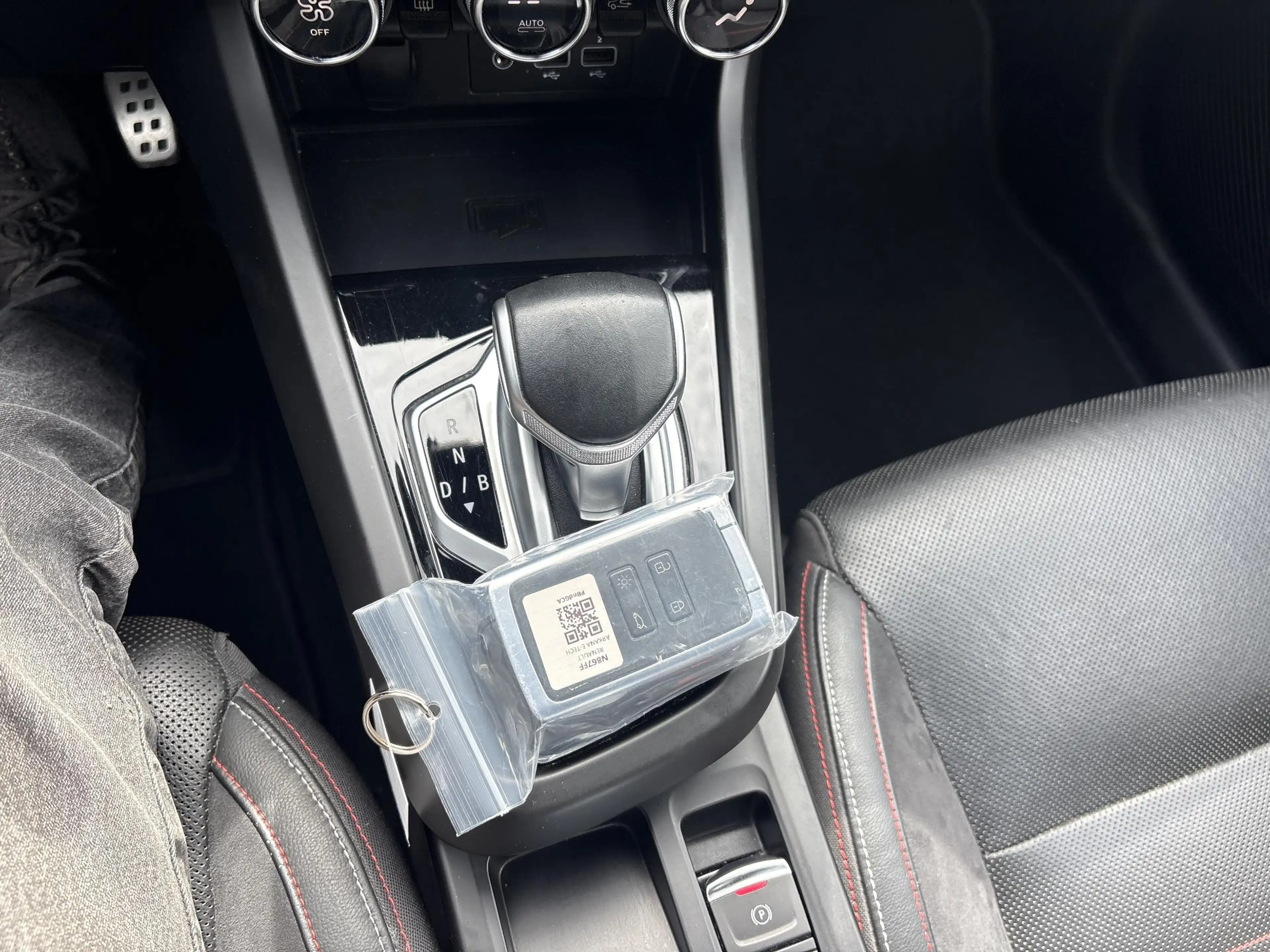 Renault Arkana 1.6 E-Tech Hybrid 145 R.S. Line | € 9.900,- NETTO! — photo 15