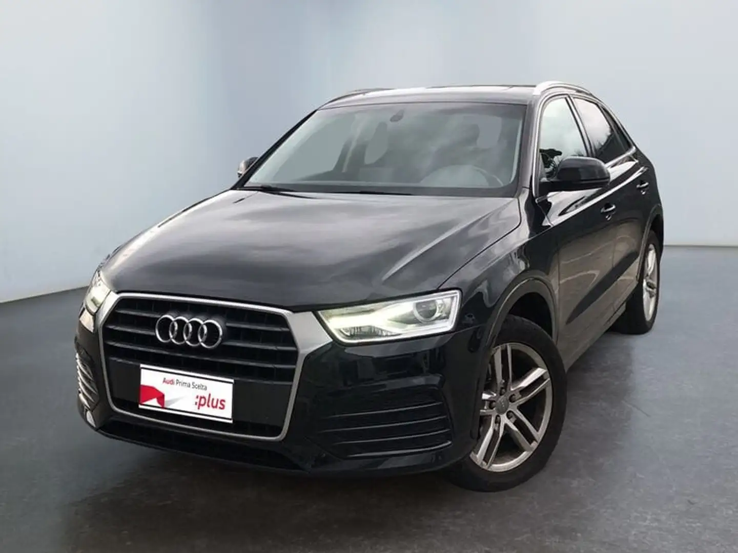 Audi Q3 2.0 TDI 120 CV Sport Noir - 1