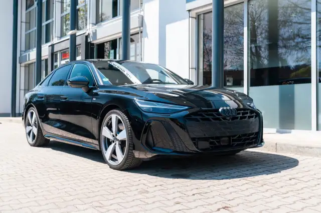 Audi A6 view 3