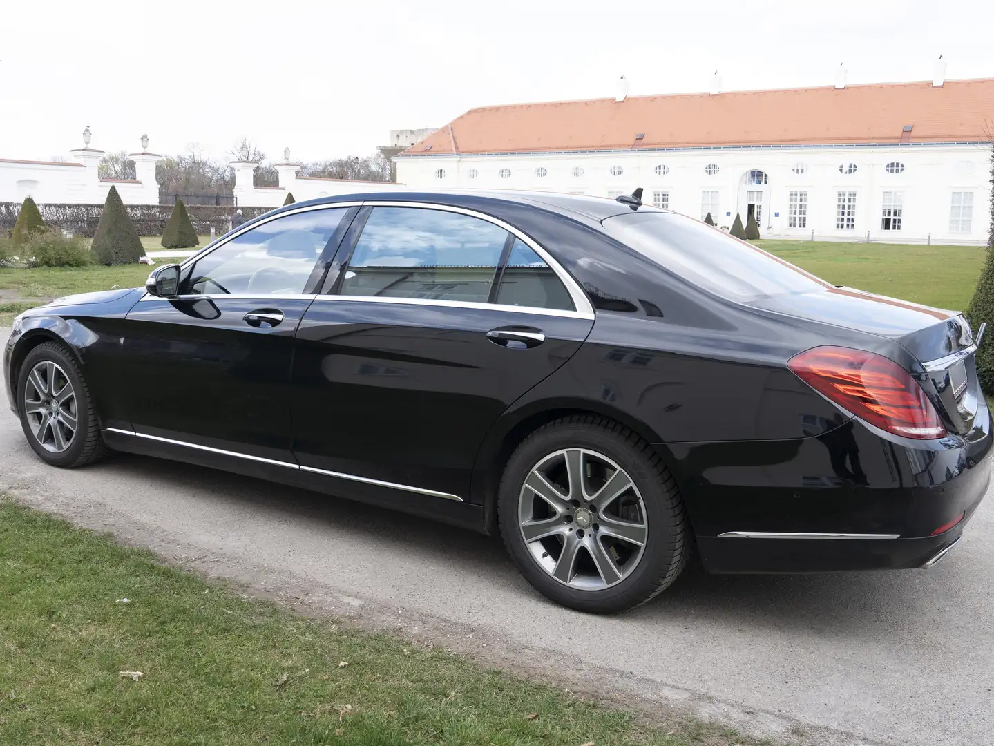 Mercedes-Benz 500 S 500 4MATIC Schwarz - 2