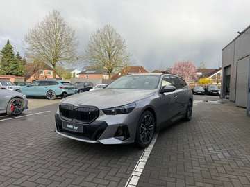 eDrive40 Touring M-Sport Pro/ACC/AHK/eSIM
