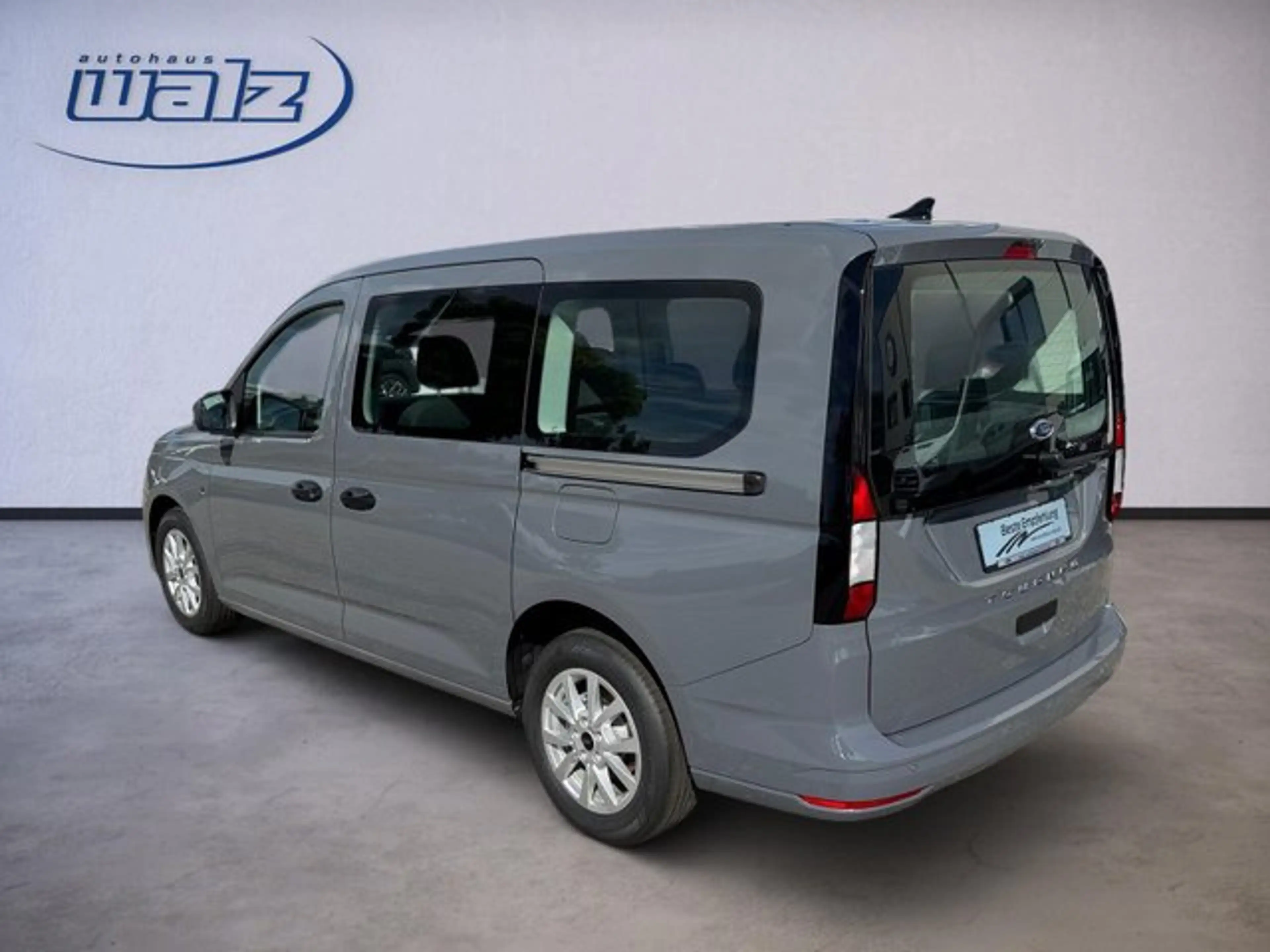 Ford Grand Tourneo Connect Trend — photo 4