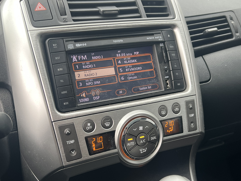 Toyota Verso 1.8 VVT-i Business | Nieuw binnen | Cruise | Navi — photo 10
