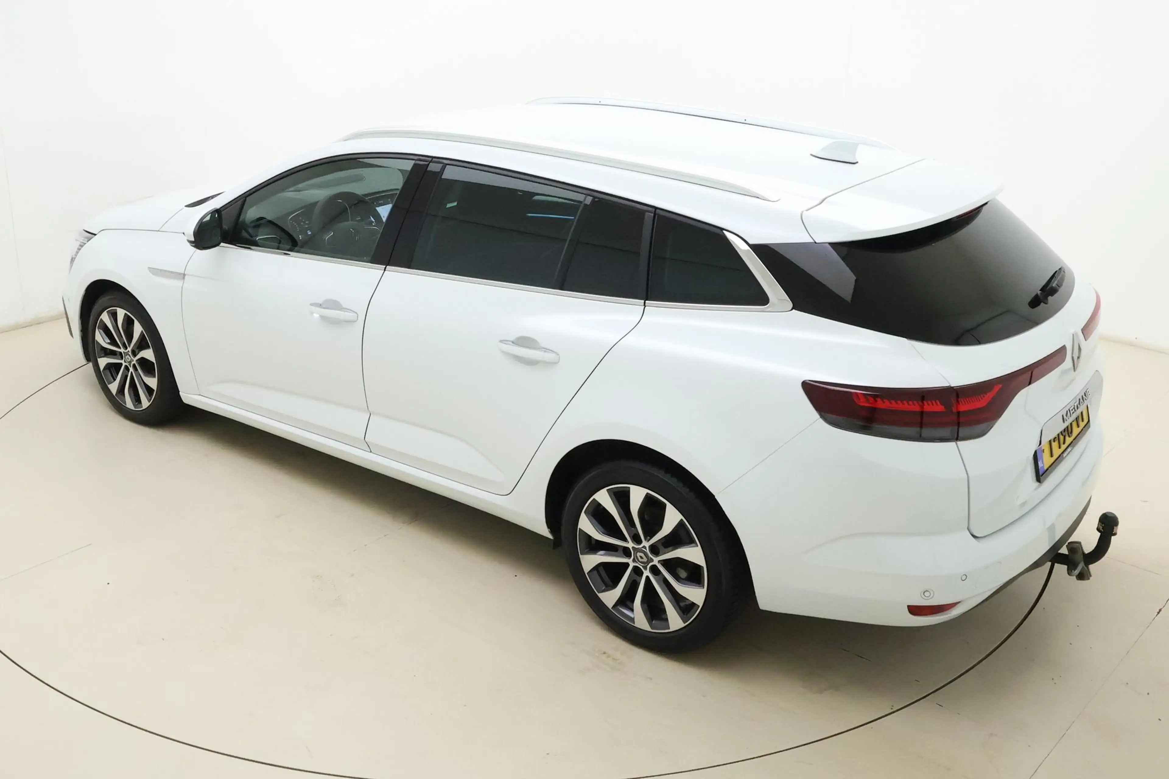 Renault Megane Estate 1.3 TCe 140 Techno | Navigatie Full Map | C — photo 4