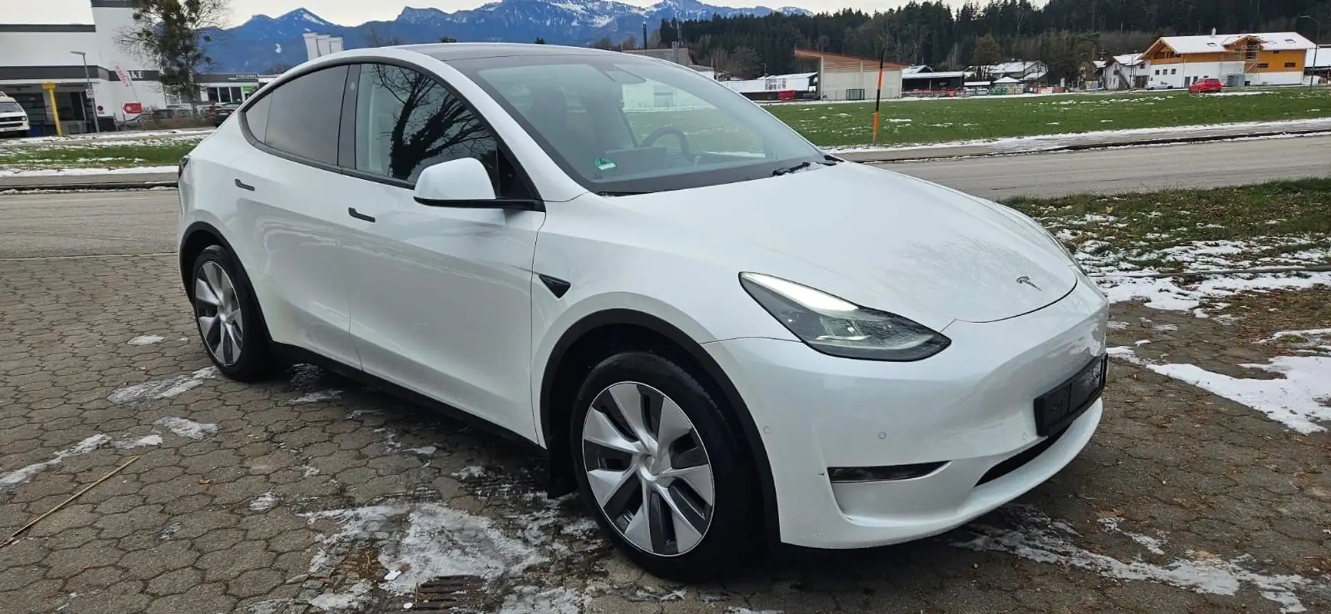 Tesla Model Y Long Range Dual AWD 8fach dt modell Blanc - 2