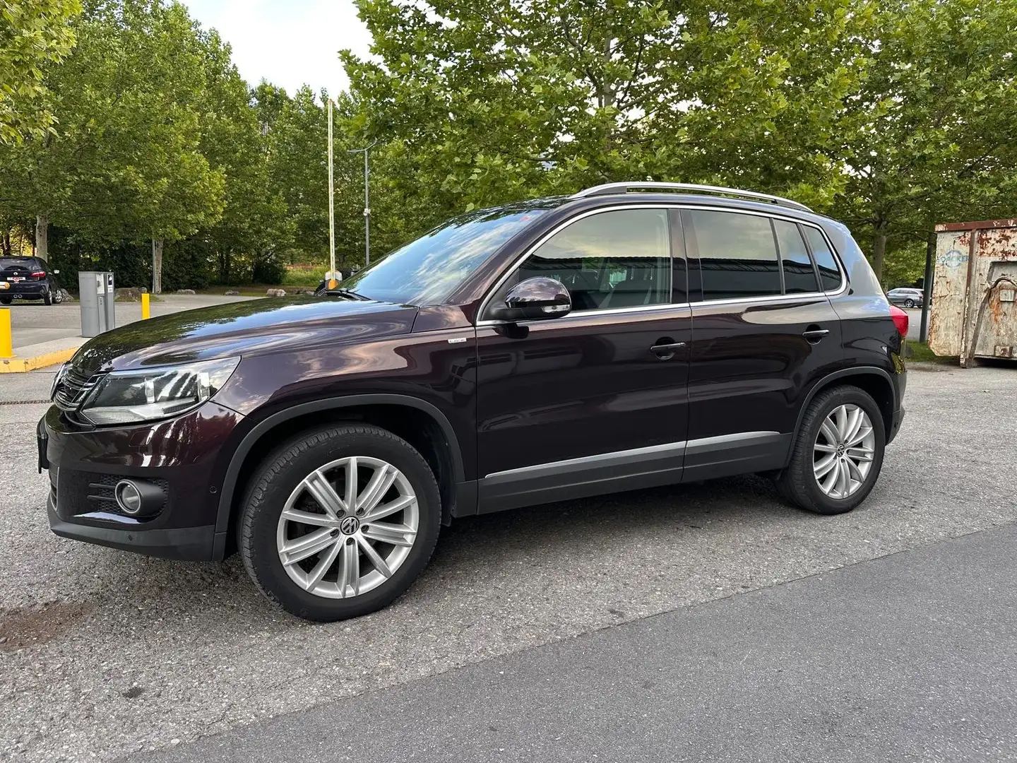 Volkswagen Tiguan Tiguan 2,0 TDI BMT 4Motion Sport Violet - 1