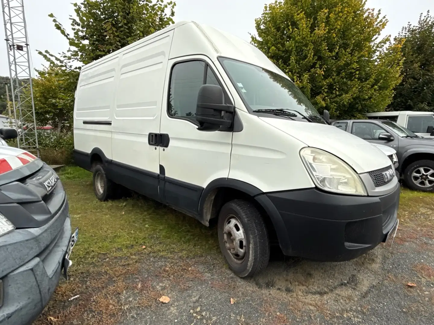 Iveco Daily 35C 13V12 Blanc - 2
