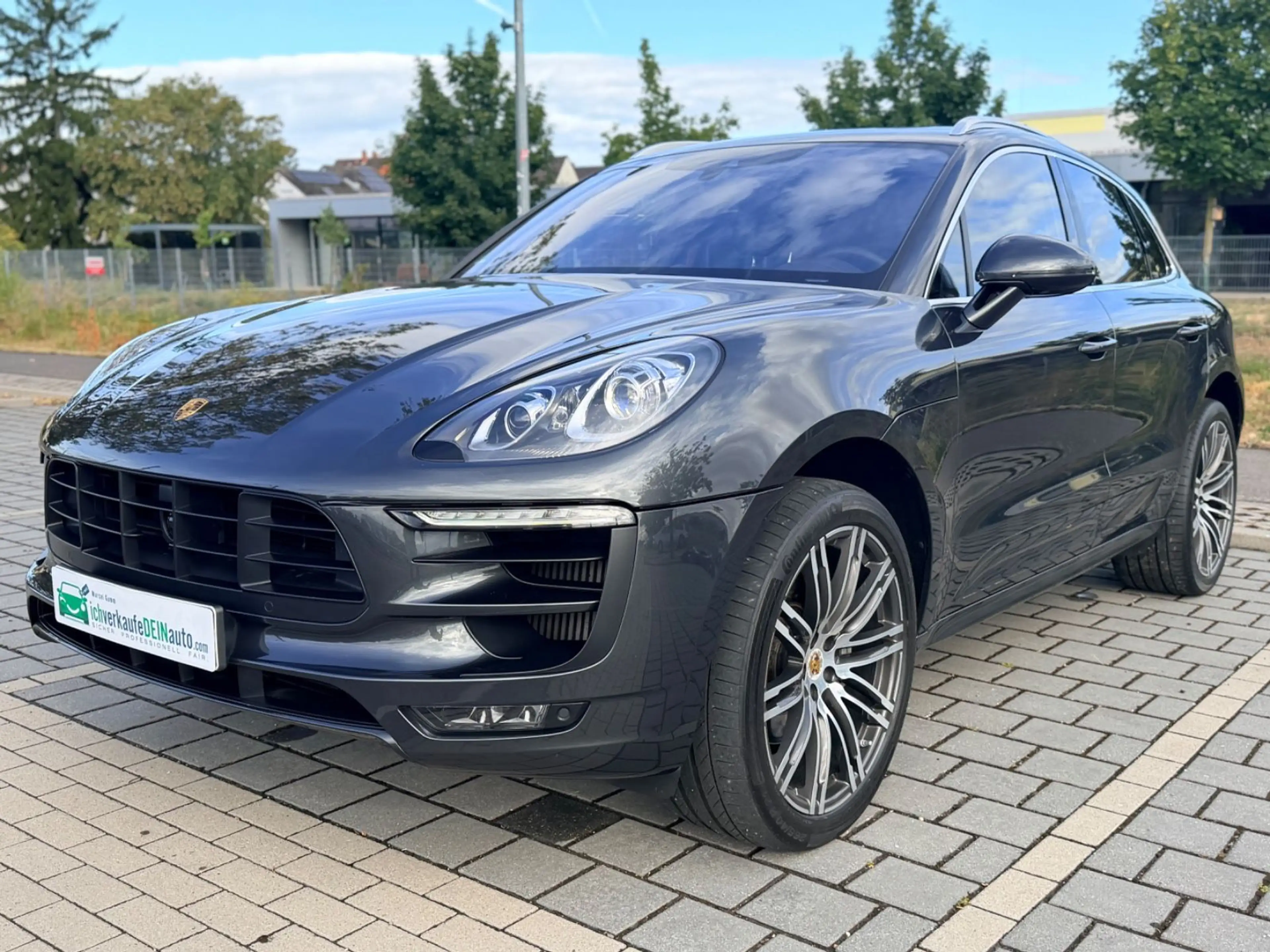 Porsche Macan S Navi*Leder*Xenon*P-Dach*Bose uvm. — photo 3