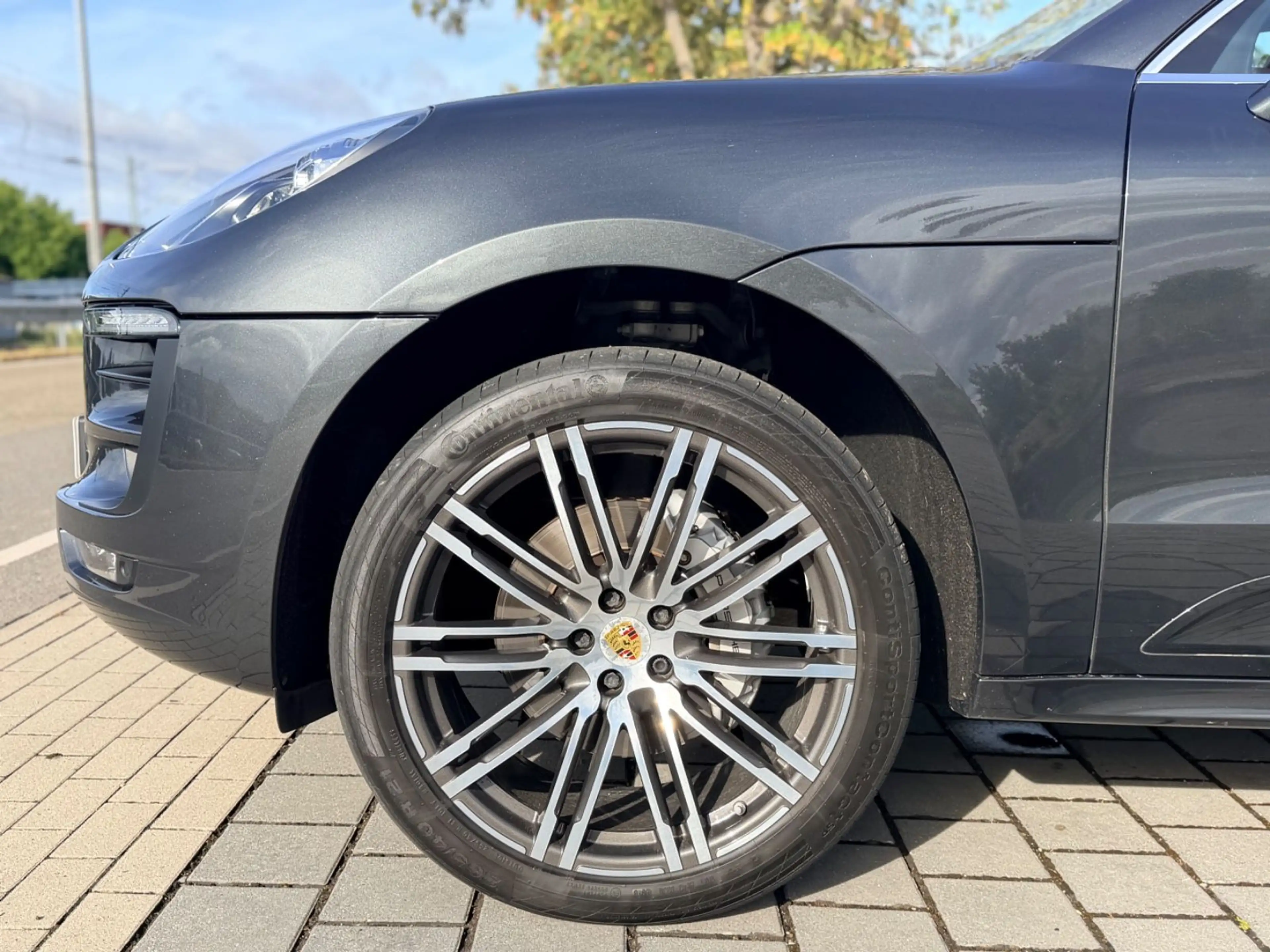 Porsche Macan S Navi*Leder*Xenon*P-Dach*Bose uvm. — photo 9
