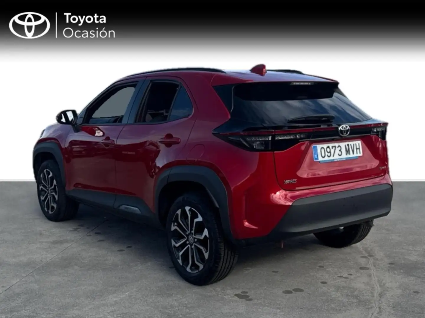 Toyota Yaris Cross 120H Active Plus Rouge - 2