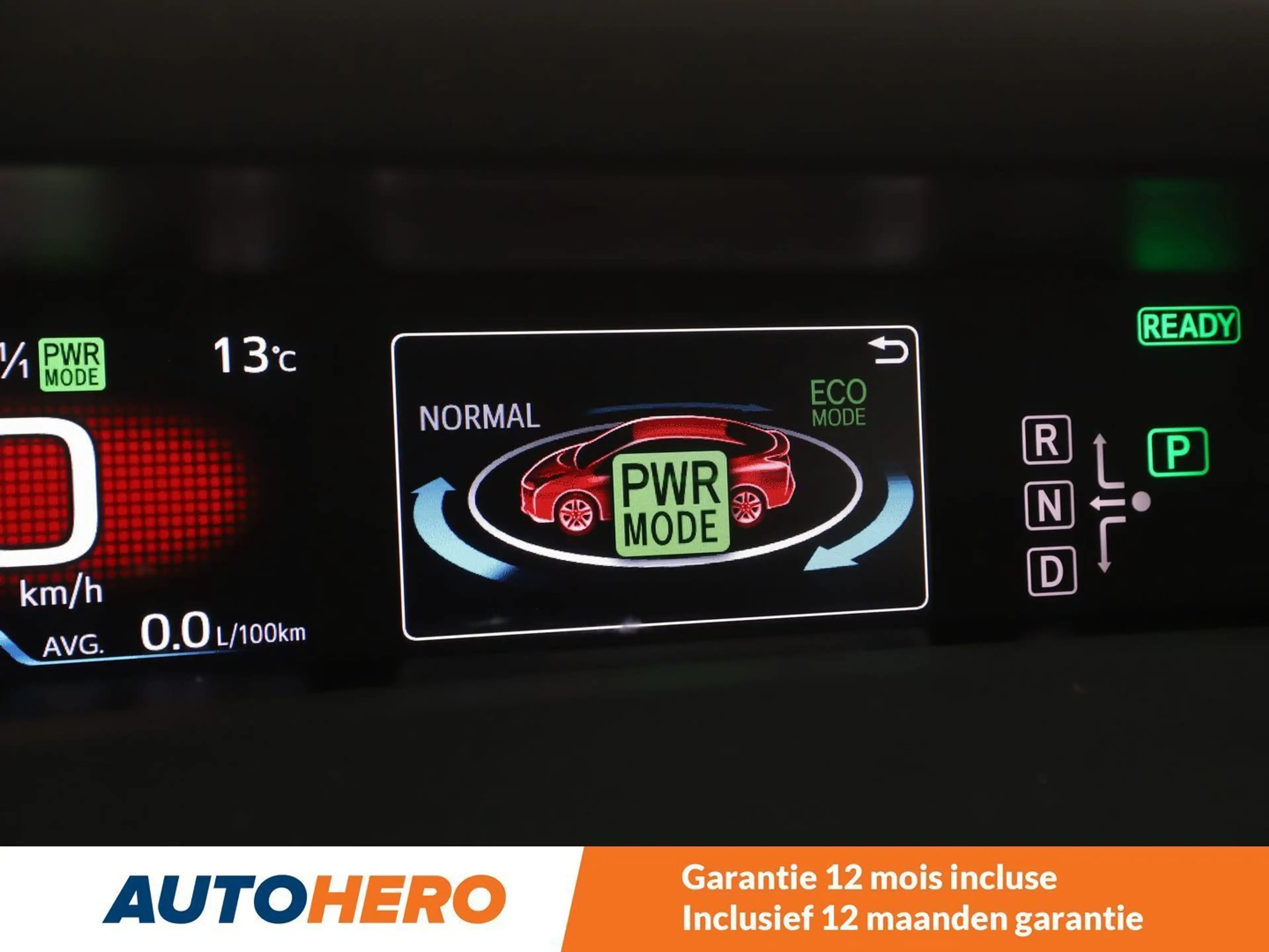 Toyota Prius 1.8 Style — photo 12