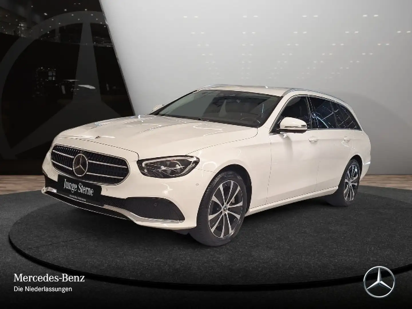 Mercedes-Benz E 300 de T AVANTG+360+AHK+LED+FAHRASS+HUD+9G Weiß - 2