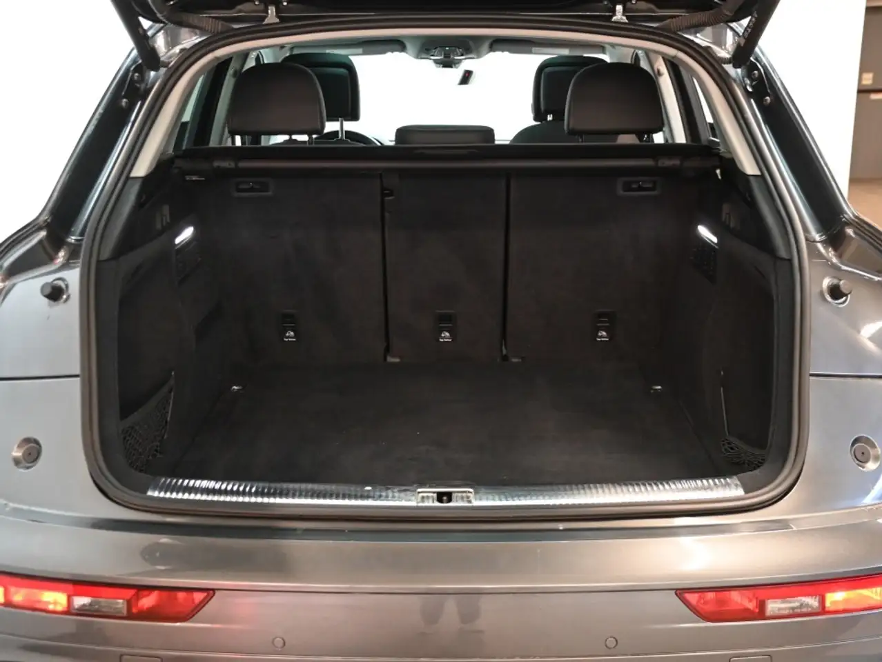 Audi Q5 снимка Audi Q5