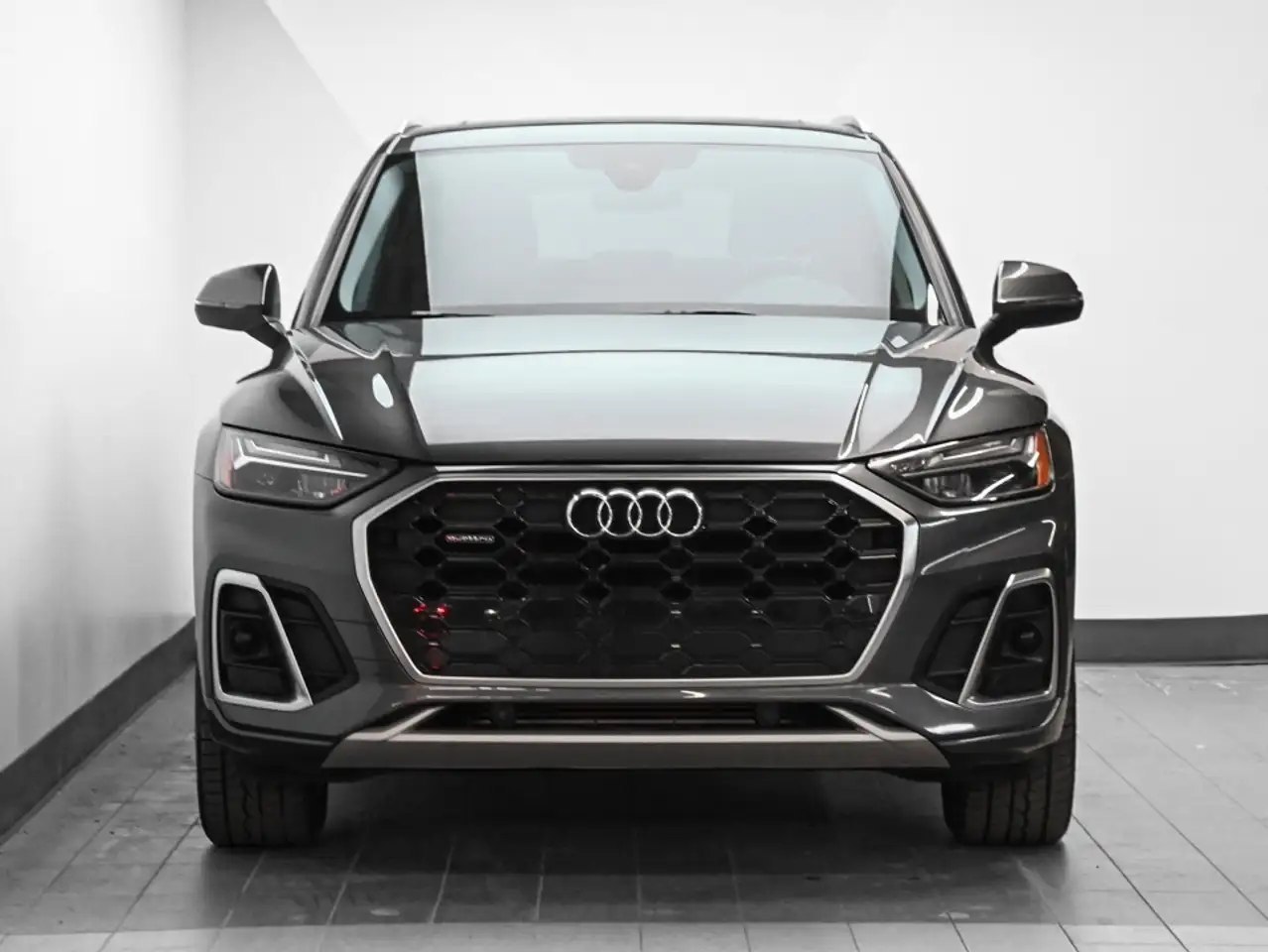 Audi Q5 снимка Audi Q5