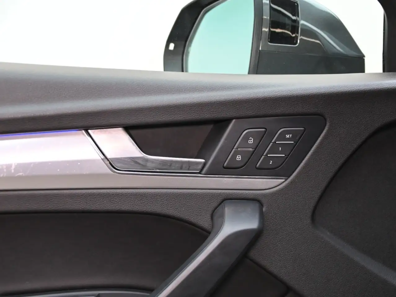Audi Q5 снимка Audi Q5