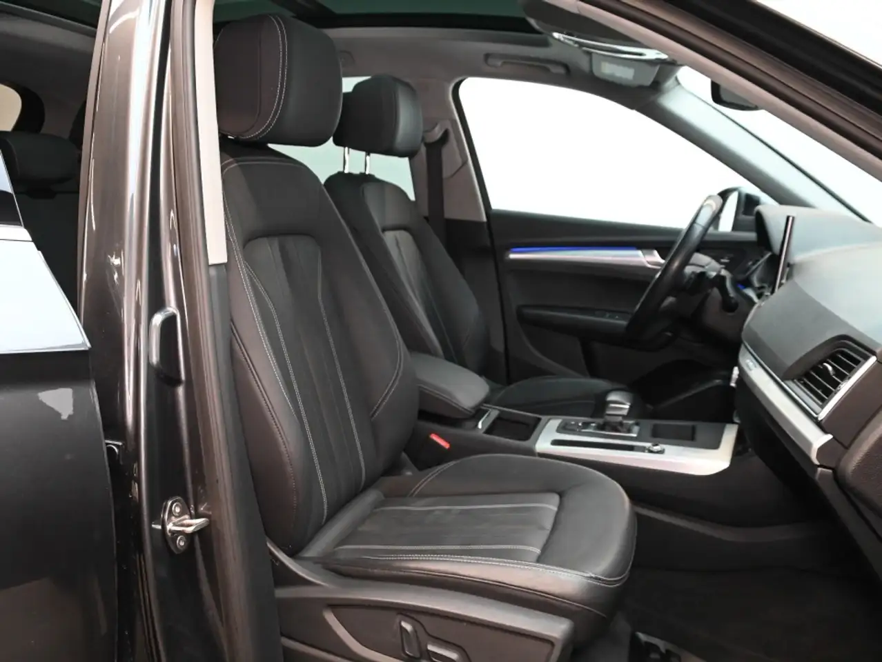 Audi Q5 снимка Audi Q5