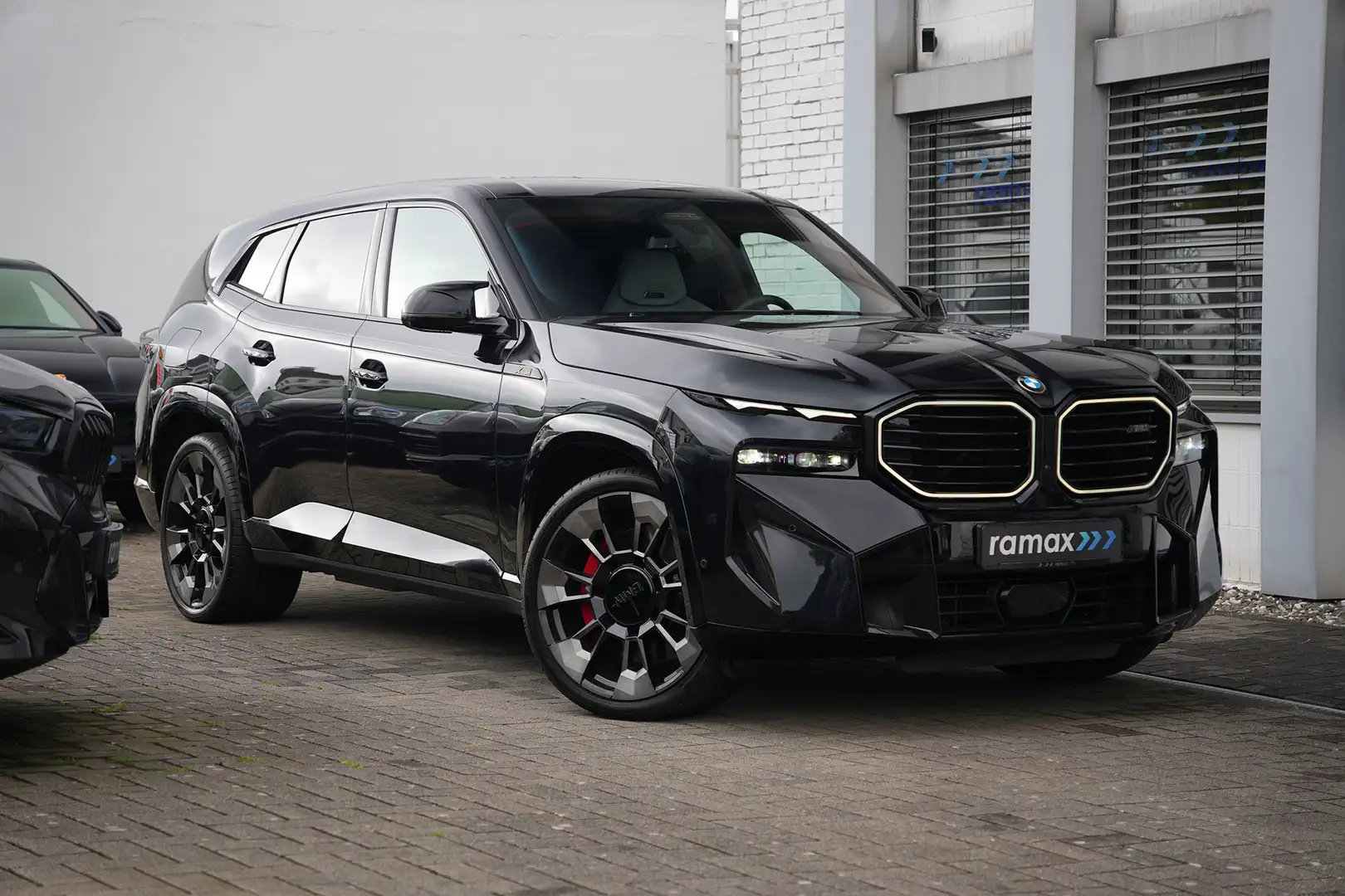 BMW XM BLACK EDITION-ACC-AHK-23M-LEDER SILVERSTONE Negru - 1