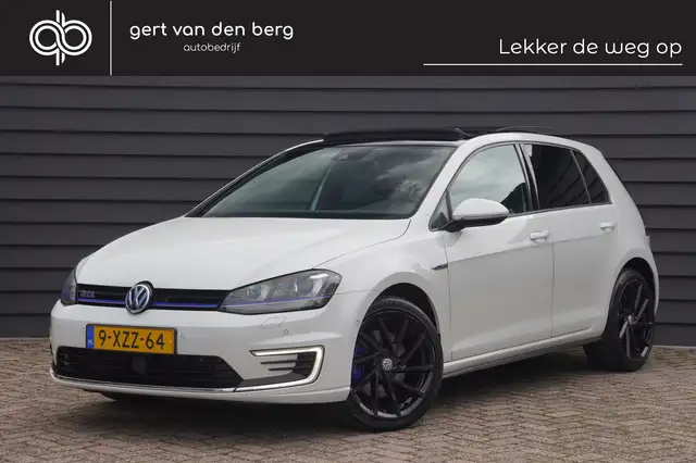 Volkswagen Golf GTE 1.4 TSI - PANODAK - LEDER - CLIMA - ADAPT. CRUISE