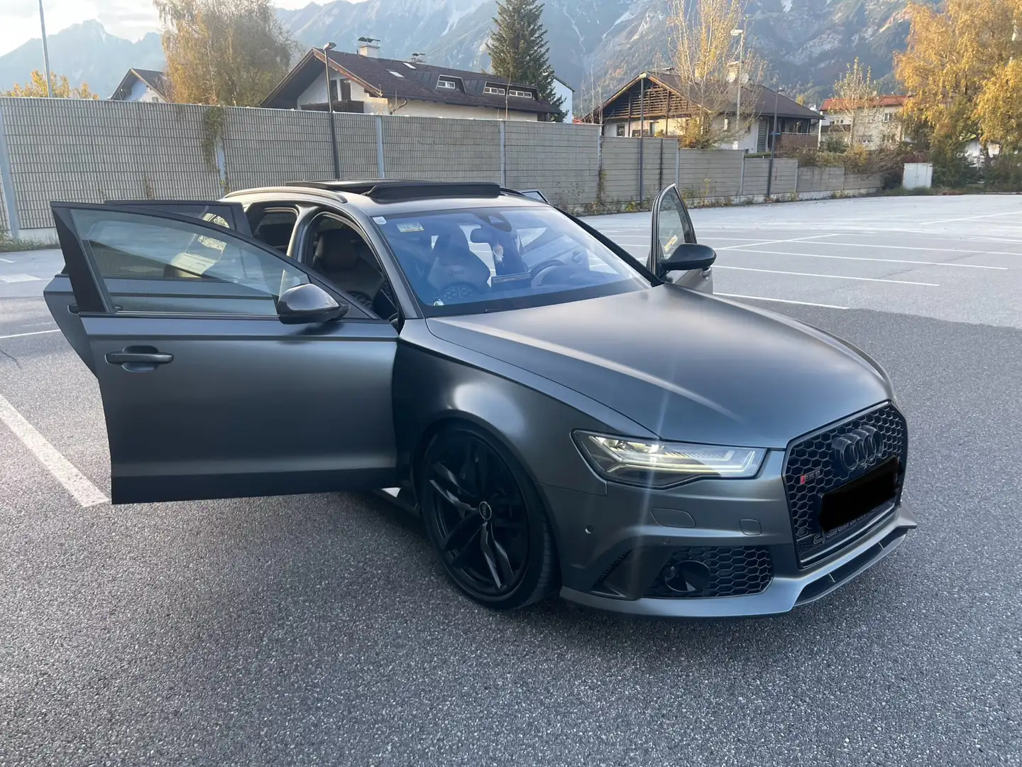 Audi RS6 Avant performance 4,0 TFSI COD tiptronic Grau - 2