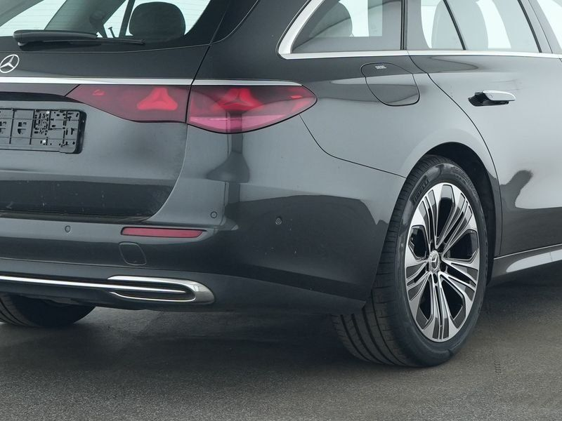 Mercedes-Benz E 220 T d AVANT-ADV DISTR AHK KEYLG SPUR+TOT VZA — photo 5