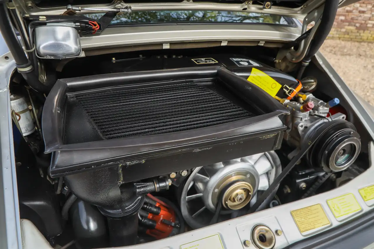 Porsche 930 3.3 Turbo "Equipped with Sonderwunsch options", foto 4