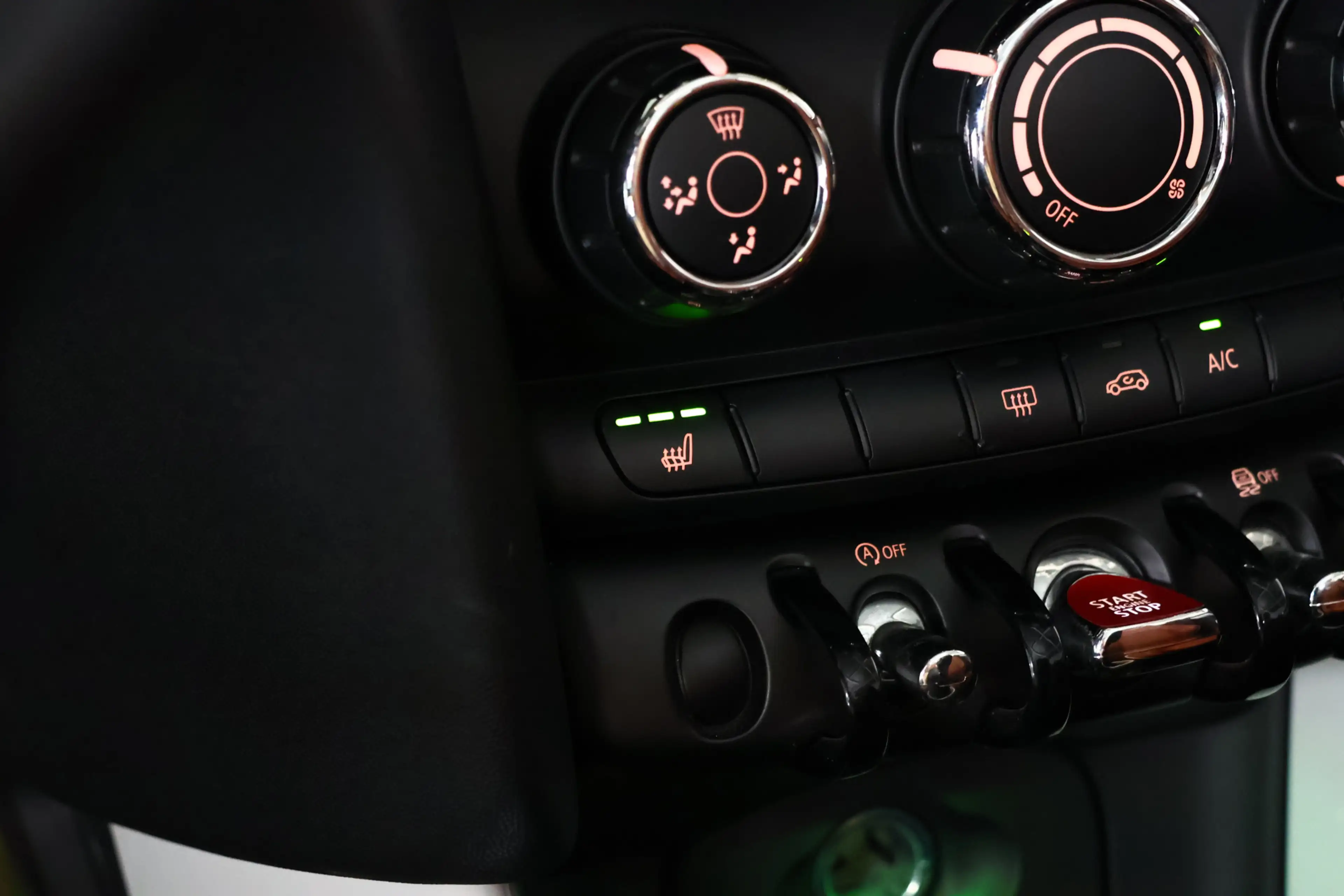 MINI Cooper S Cabrio 2.0 / Leder / Opendak / Navi / Airco — photo 20