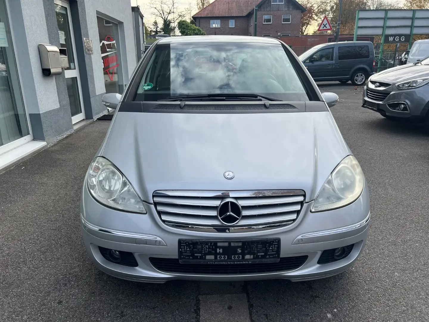 Mercedes-Benz A 170 Elegance"Klima"Einparkhilfe"ALLWETTER"ALU" Silber - 2