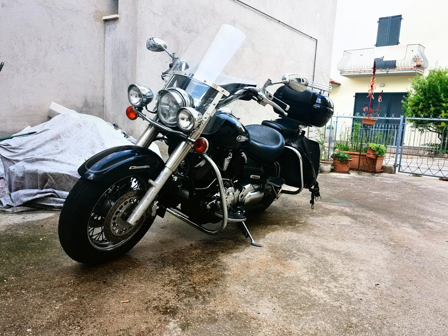 Yamaha XVS 1100 DragStar Classic trattabile Black - 1