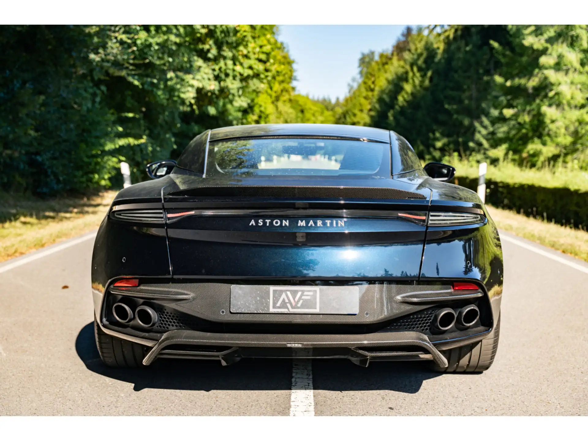 애스턴마틴 DBS Coupe 2019 블랙 사진 8