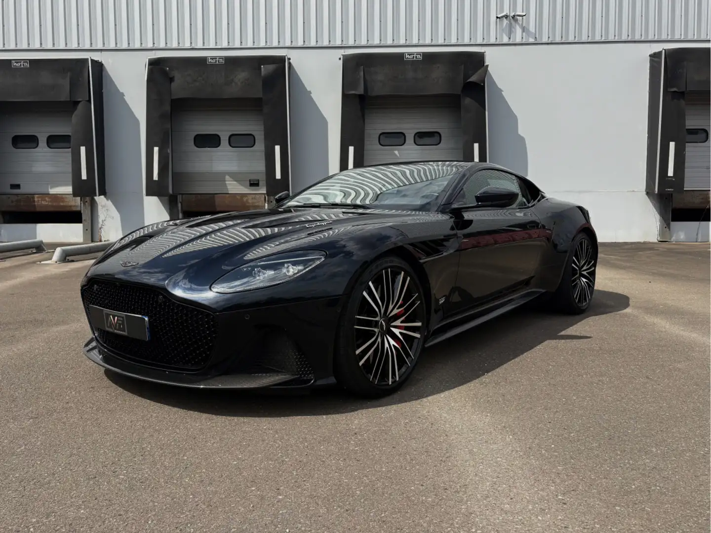 ASTON MARTIN Db11