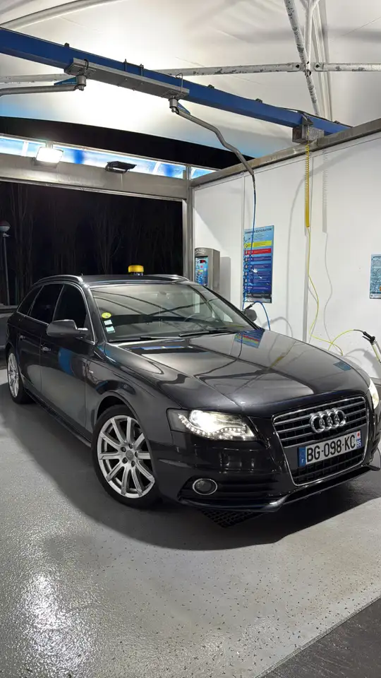 Audi A4 Avant 2.0 TDI 143 DPF S line Multitronic