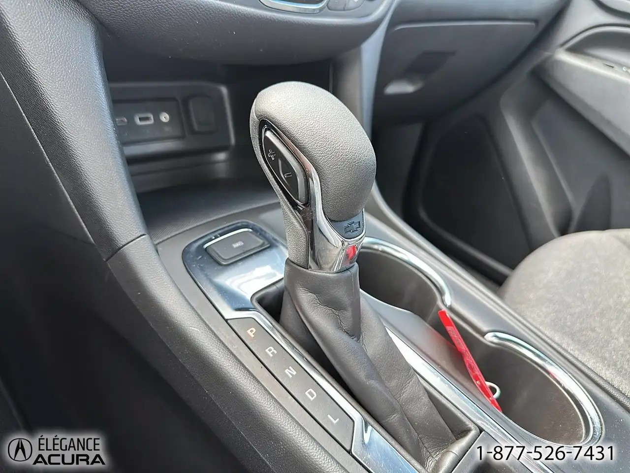 Chevrolet Equinox снимка Chevrolet Equinox